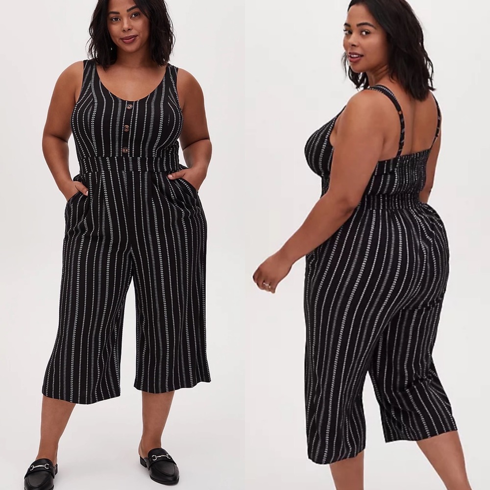 Torrid 1 1x black white stripe challis button front culotte jumpsuit